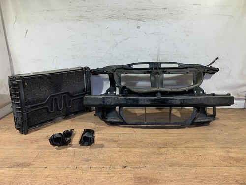 Bmw e90 e91 320i frontmaske - e90,